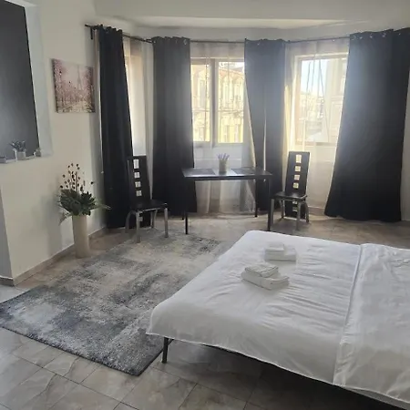 New Experience In Old Town 41 B